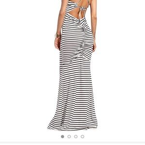 💀black and white tie back maxi dress